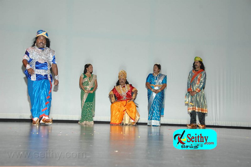 Jaffna-Hindu121013Toronto (122).jpg